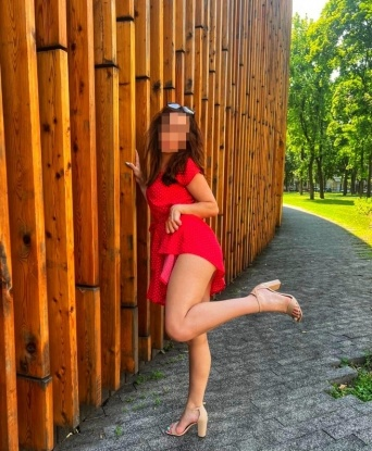 Елена, 25 лет, 2 размер груди